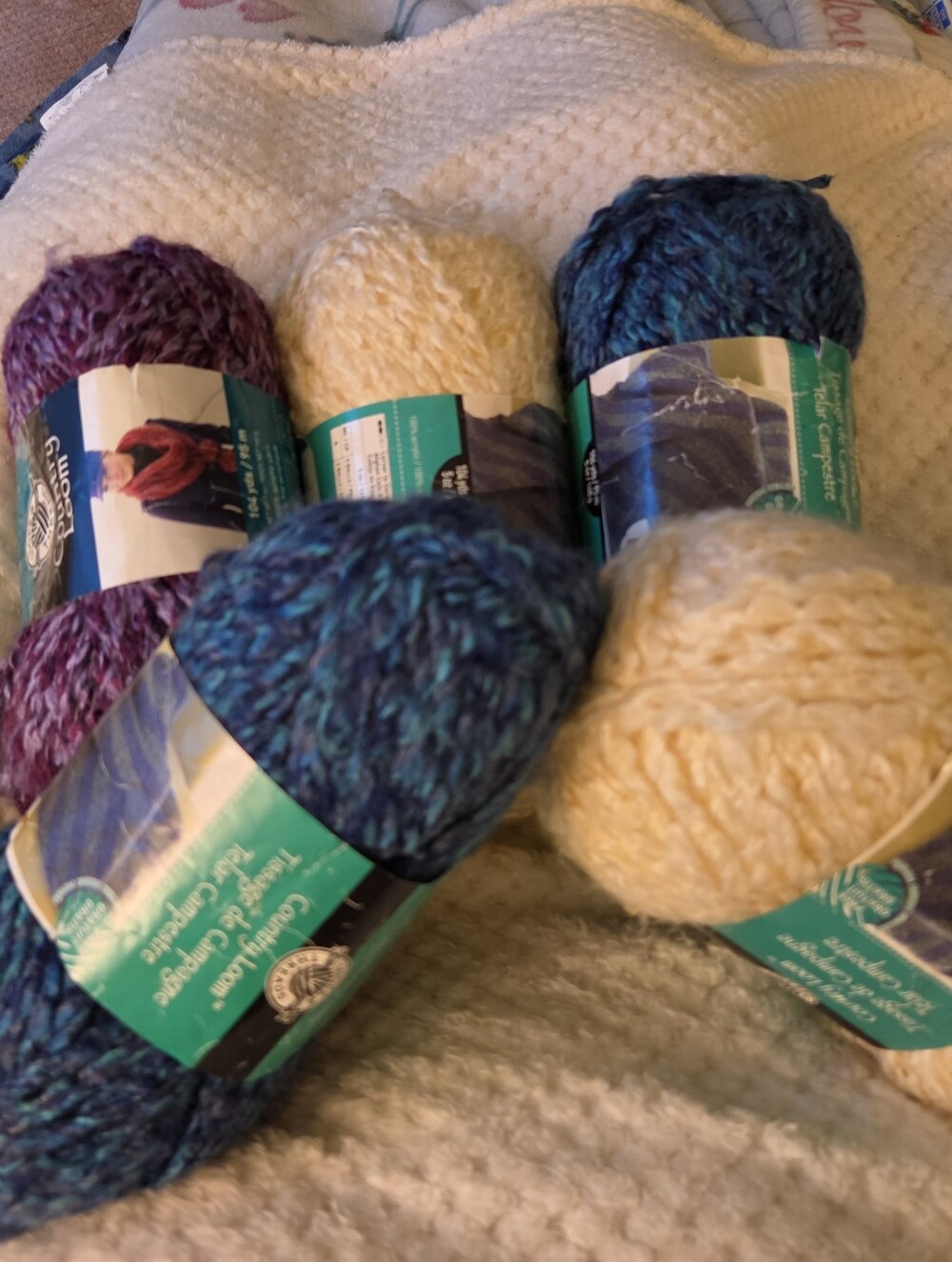 LOOPS & THREADS COUNTRY LOOM BOUCLE YARN